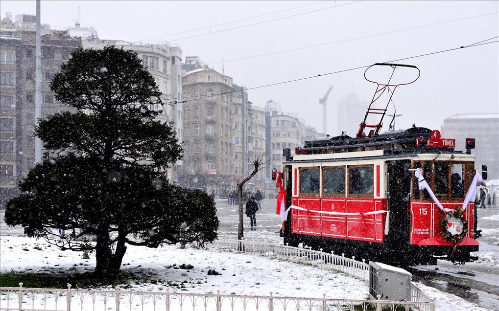 Nostaljik Tramvay Ya Nda Anadolu Ajans