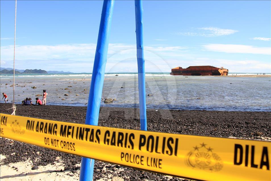 Tumpahan Batu Bara Cemari Pantai Di Aceh Anadolu Ajans