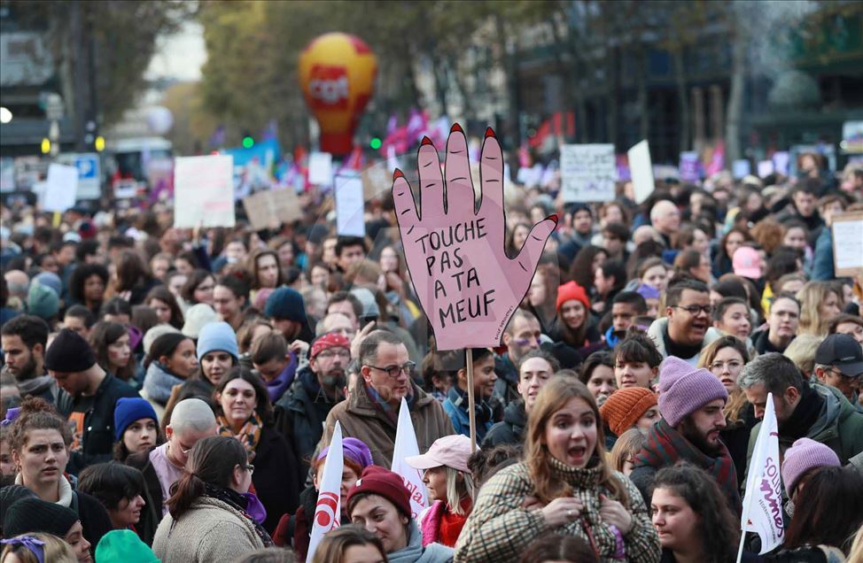 Mujeres protestan contra la violencia sexual en París Anadolu Ajansı