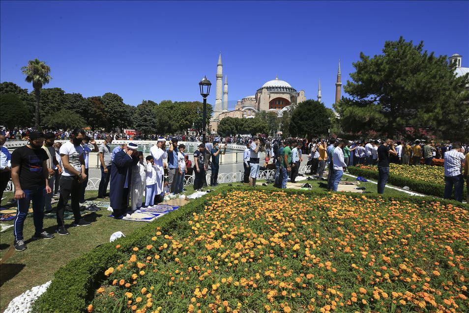 Ayasofya I Kebir Cami I Erifi Nde Bayram Ve Cuma Yo Unlu U