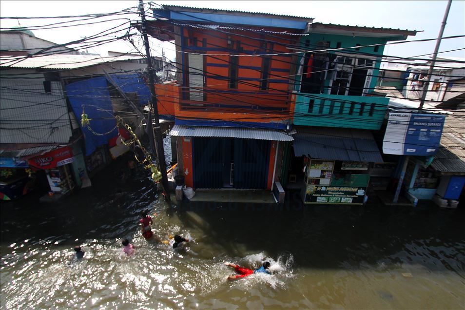 Banjir rob kembali landa wilayah utara Jakarta Anadolu Ajansı