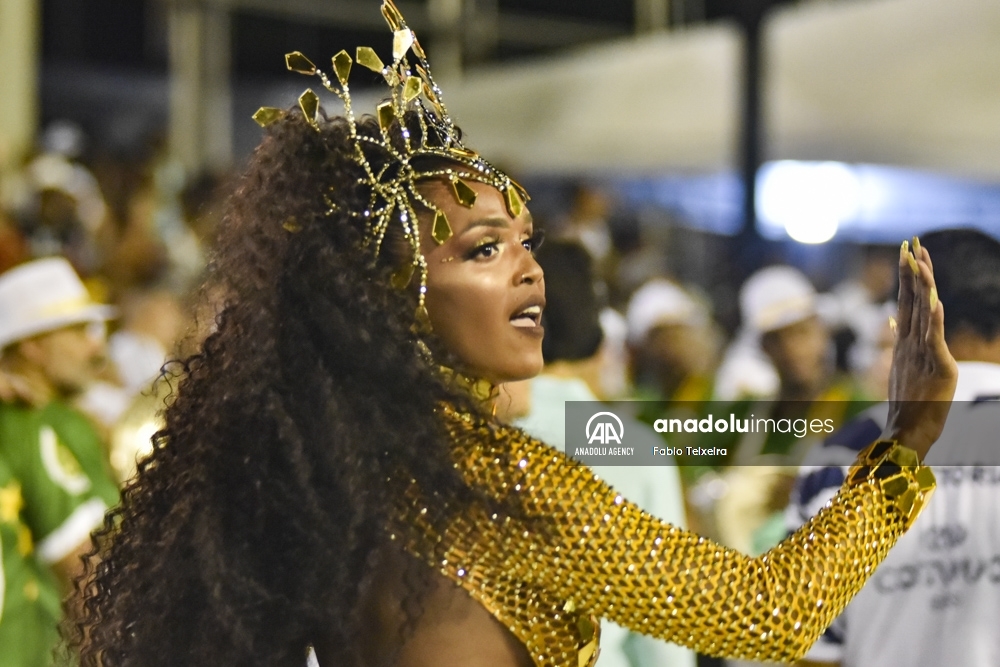 Ensayo de la Escuela de Samba Imperatriz Leopoldinense en Río de