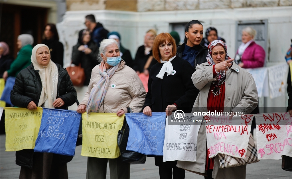 Bih U Sarajevu Odr An Mirni Protest U Znak Sje Anja Na Juli