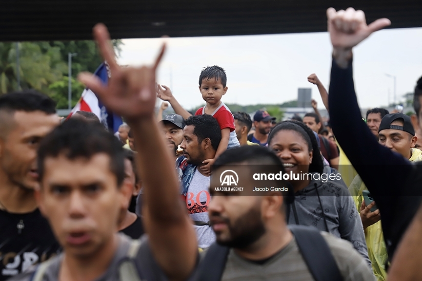 Una Nueva Caravana De Migrantes Sale De La Ciudad Mexicana De Tapachula