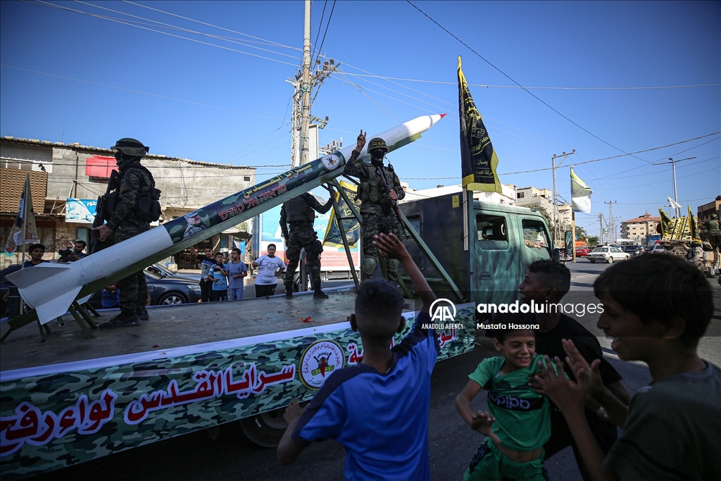 Parade Militer Brigade Al Quds Di Kota Rafah Gaza Anadolu Ajans