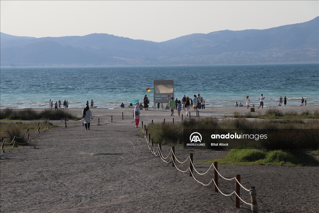 Salda Gölü nde bayram tatili hareketliliği Anadolu Ajansı