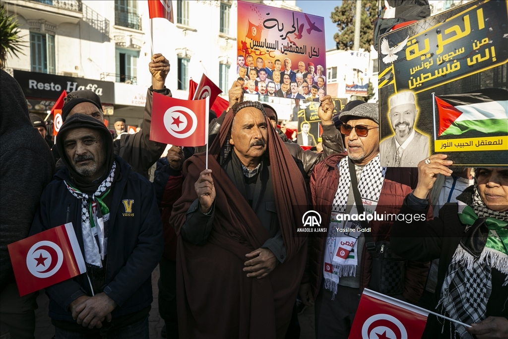 Tunusta Yasemin Devriminin Nc Y Ld N M Anadolu Ajans