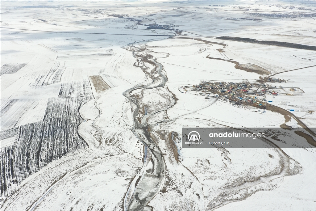 Ardahan ve Kars ta soğuk hava etkili oluyor Anadolu Ajansı