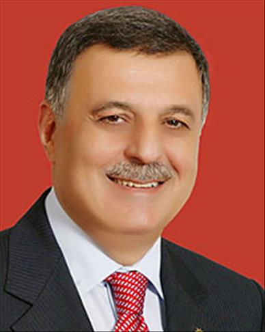NEVZAT PAKDİL