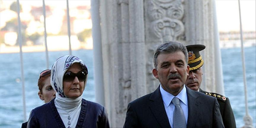 Gül müze gezdi