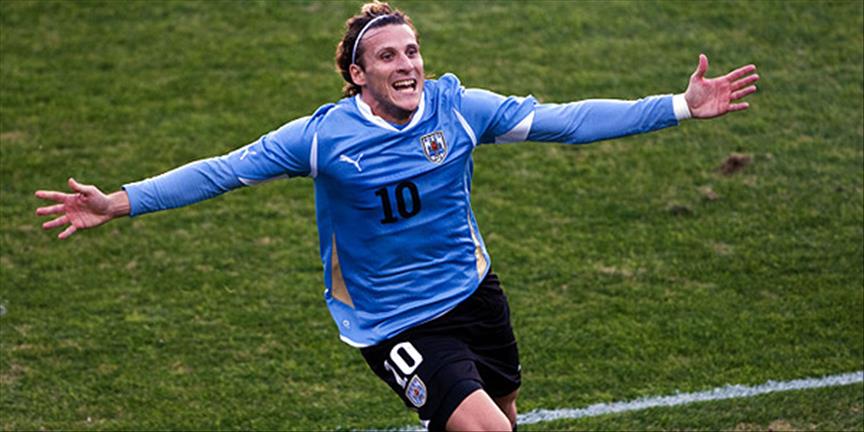 Forlan İnter yolunda 