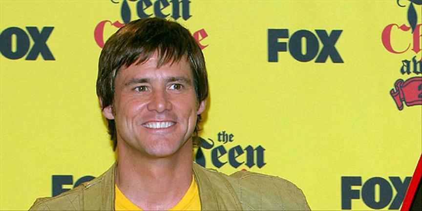 Jim Carrey yine güldürecek