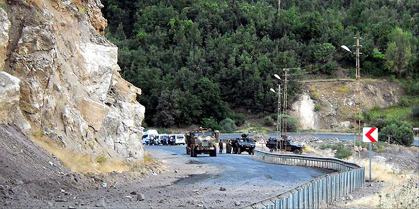 Başkale'de 1 er şehit