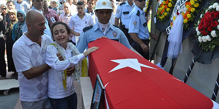 Şehit polis son yolculuğuna uğurlandı