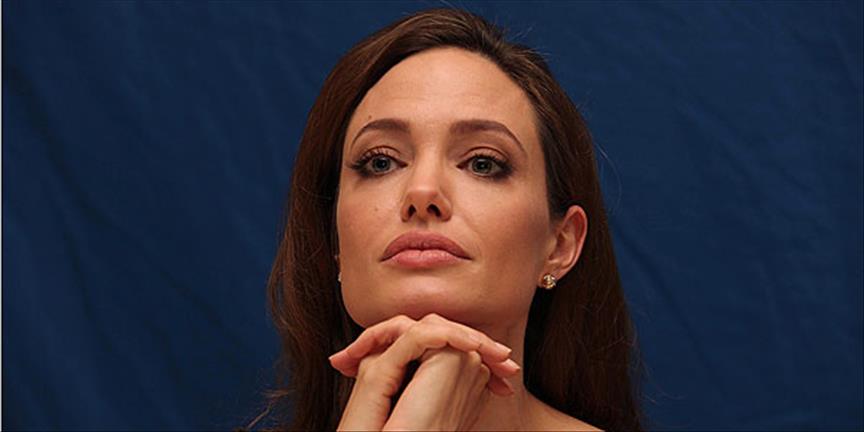 Angelina Jolie'den yeni bebek sinyali