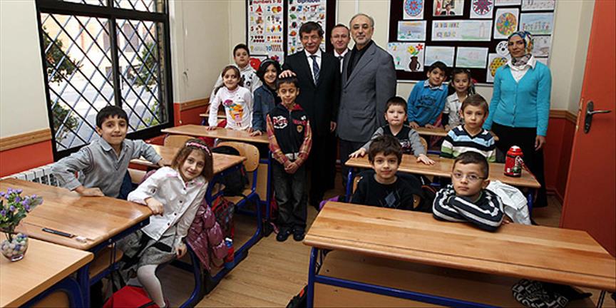Tahran'da Türk okulu açıldı