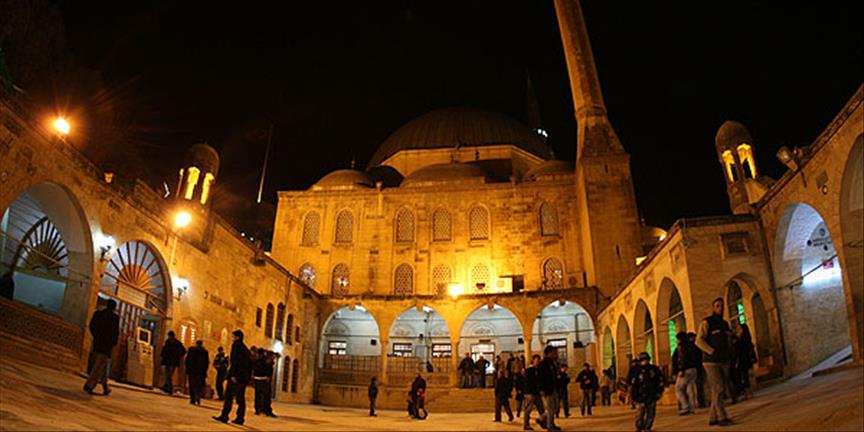 Mevlit kandili kutlandı