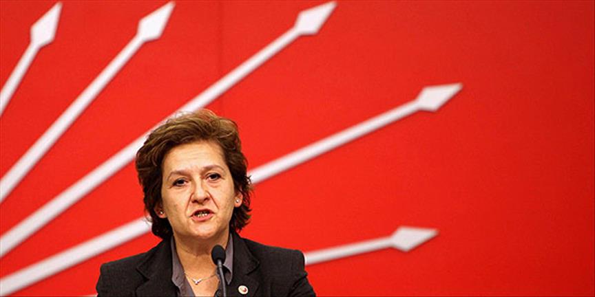 Dünya kamuoyuna şikayet ediyoruz