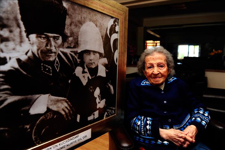 Fotoğrafın öyküsünü AA'ya anlattı