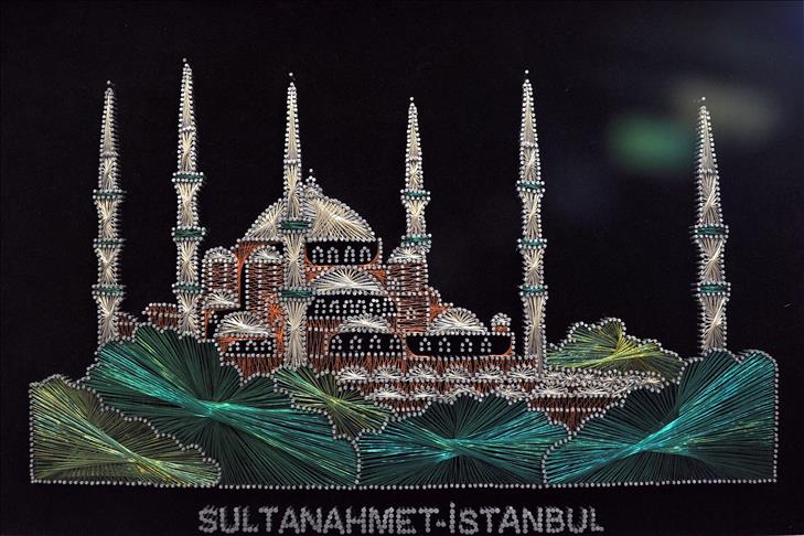 Binlerce çivinin telle aşkı