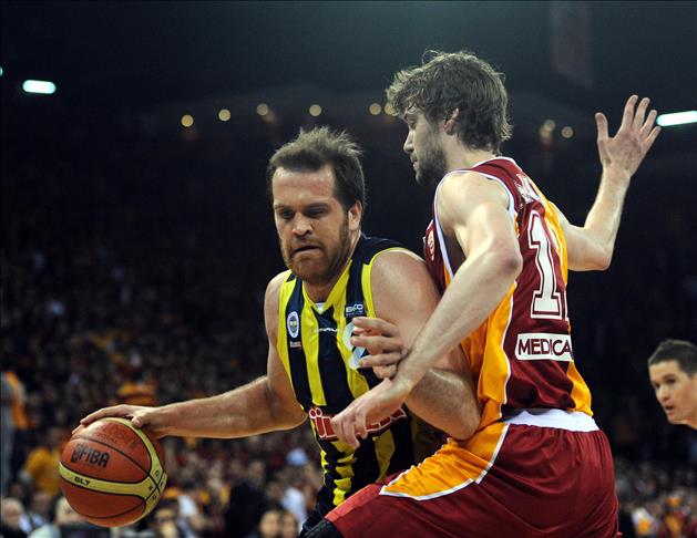 Fenerbahçe Ülker'de şok