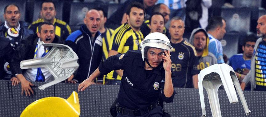 Fenerbahçe'ye 6 maç ceza