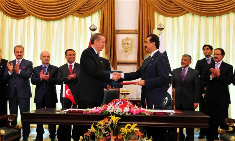 Turkey and Pakistan sign nine agreements
