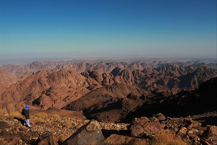 مصر..قبائل سيناء تطالب بوقف عرض  فيلم "مسئ" إليهم