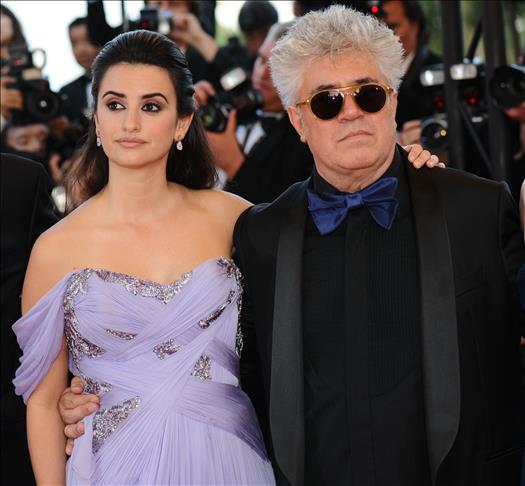 Almodovar bu kez güldürecek