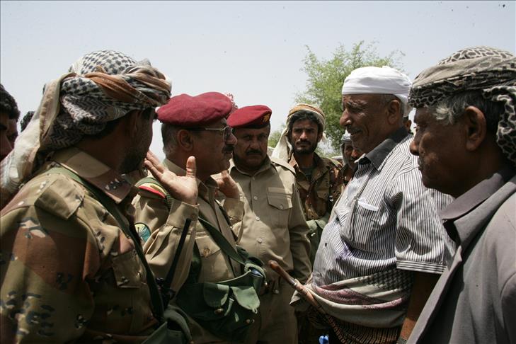 اغتيال مسؤول عسكري رفيع في تفجير انتحاري جنوب اليمن ونجاة محافظ شبوة من كمين