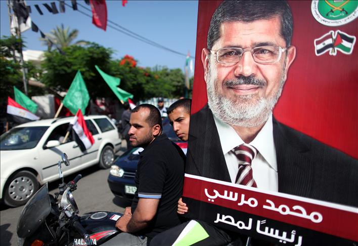 الصحف الفرنسية مرسي أول رئيس إسلامي لأكبر بلد عربي