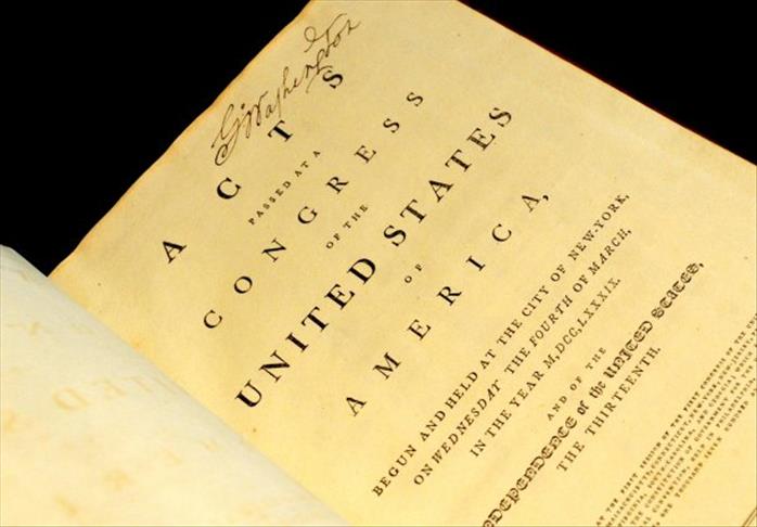 Prvi Ustav SAD-a prodat za 9,8 miliona dolara