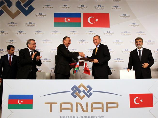 TANAP'ta imzalar atıldı