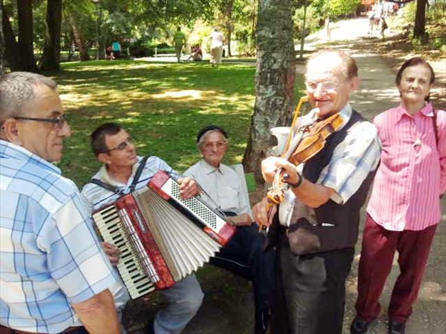 Građani traže spas od vrelina