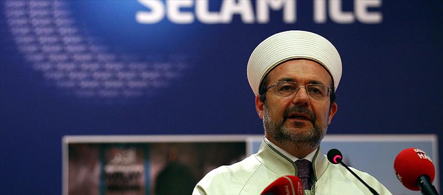 Gösterişli iftara eleştiri