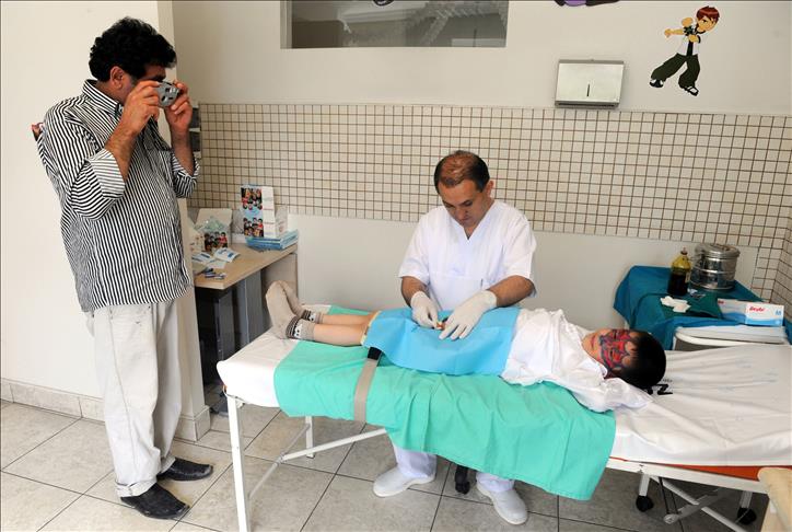 Sünnet hakkı Almanlar'ı ikiye böldü