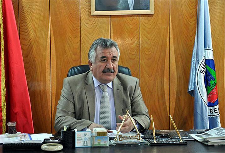 Selim Sadak görevden alındı
