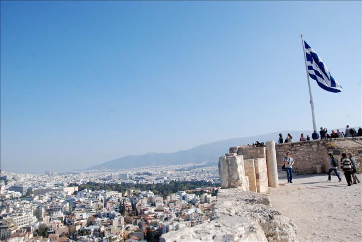 تراجع عدد سكان اليونان