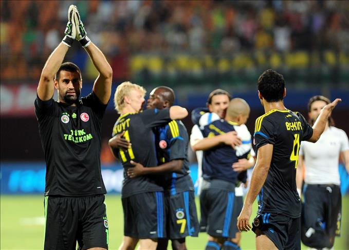 Turkey S Fenerbahce Defeat Romania S Vasliu
