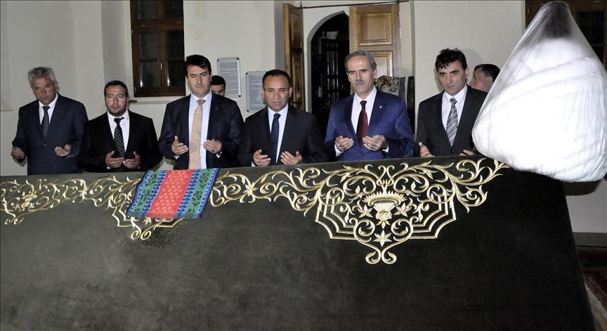Kosovo: Otvorenje restauriranog turbeta sultana Murada I  