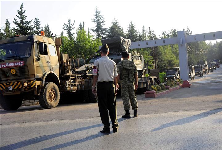 Kilis'e askeri araç sevkiyatı