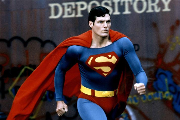 Superman'in annesi öldü