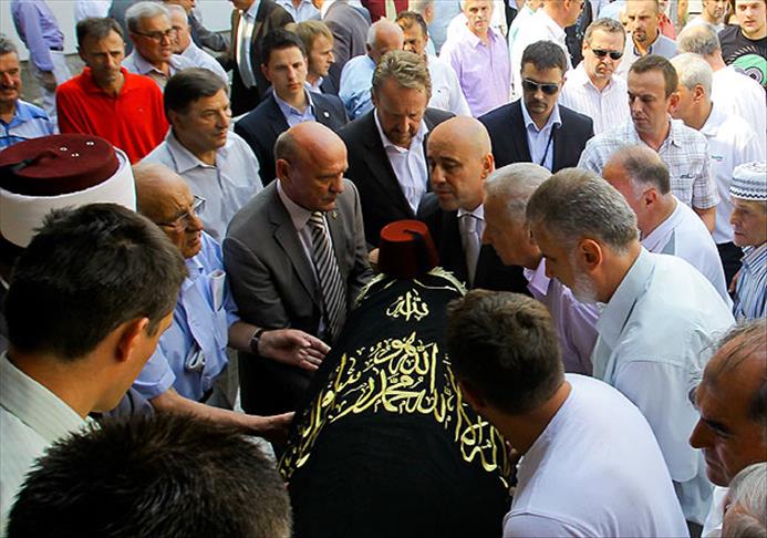 Obavljena dženaza profesoru Bakiru Tanoviću