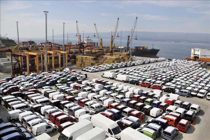 Otomotiv pazarı küçüldü