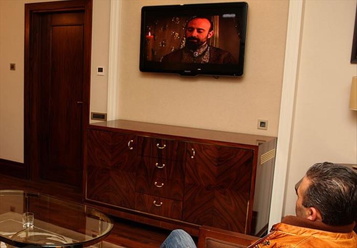 Greek and Bulgarian fans of Turkish soap operas