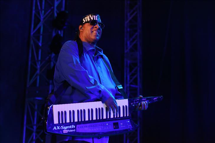 Stevie Wonder'dan muhteşem konser 