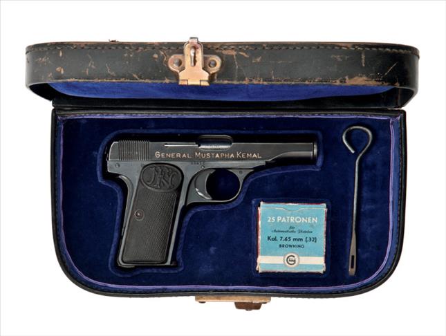 Pistol crafted for Ataturk to be auctioned in London