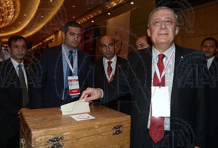 ''File''ye yeni başkan