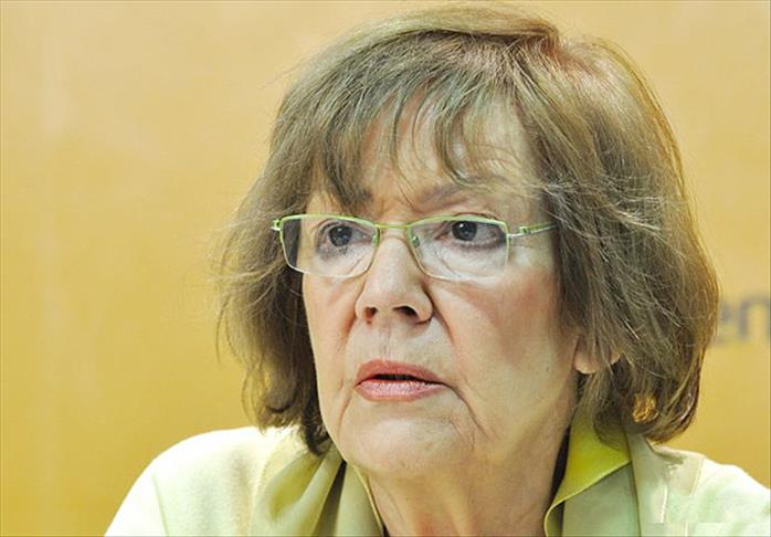 Vesna Pešić za AA: To što radi patrijarh Irinej je bezobrazluk