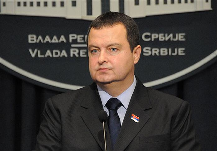 Premijer Dačić ponavlja greške Borisa Tadića